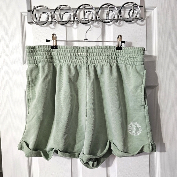 Nike Casual Terry Sweat Shorts - Size XL - Picture 3 of 10